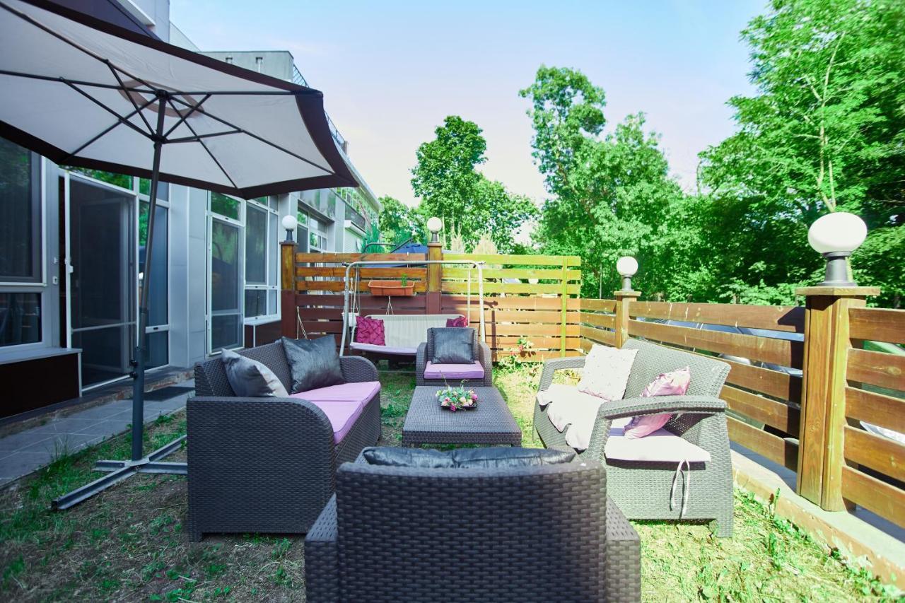Terrace Garden Seaside Apartments Одеса Екстериор снимка
