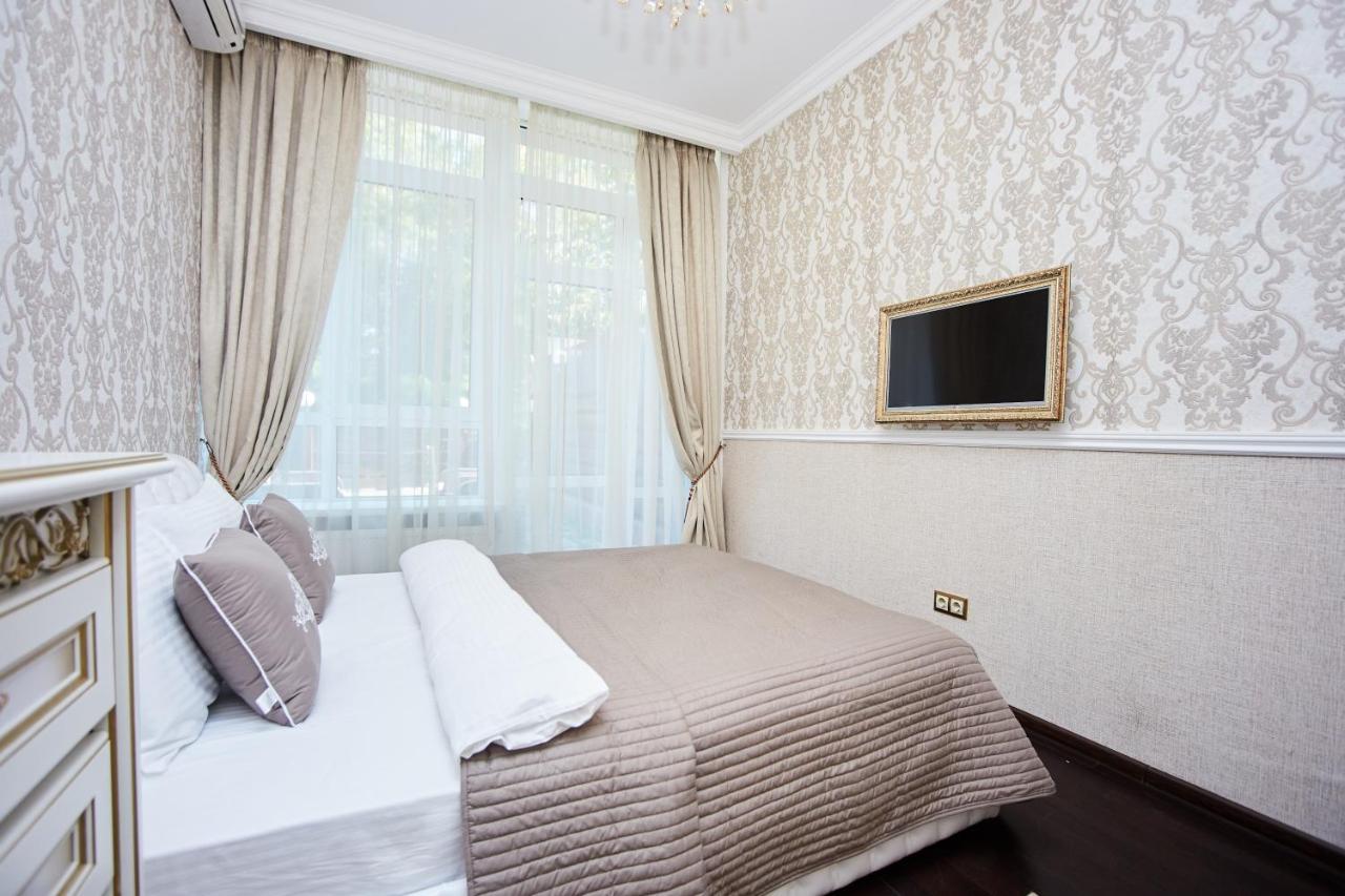 Terrace Garden Seaside Apartments Одеса Екстериор снимка